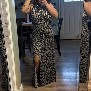Leopard Print Sleeveless Maxi Dress